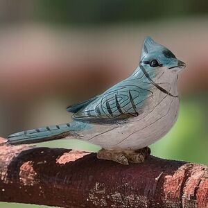 Carved Blue Jay Bird‎ Figure Resin Hadpainted Diorama Shadowbox Cottage Garden.